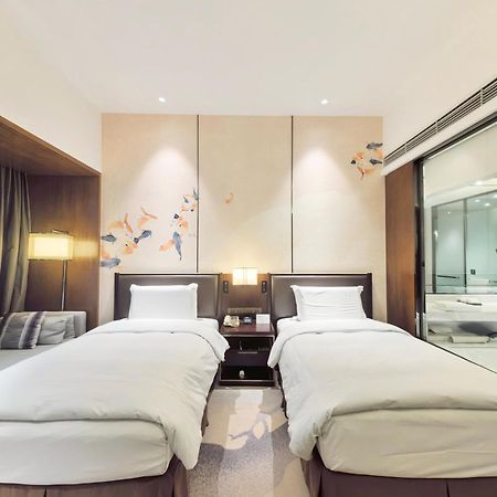 Doubletree By Hilton Ningbo Beilun Hotell Exteriör bild