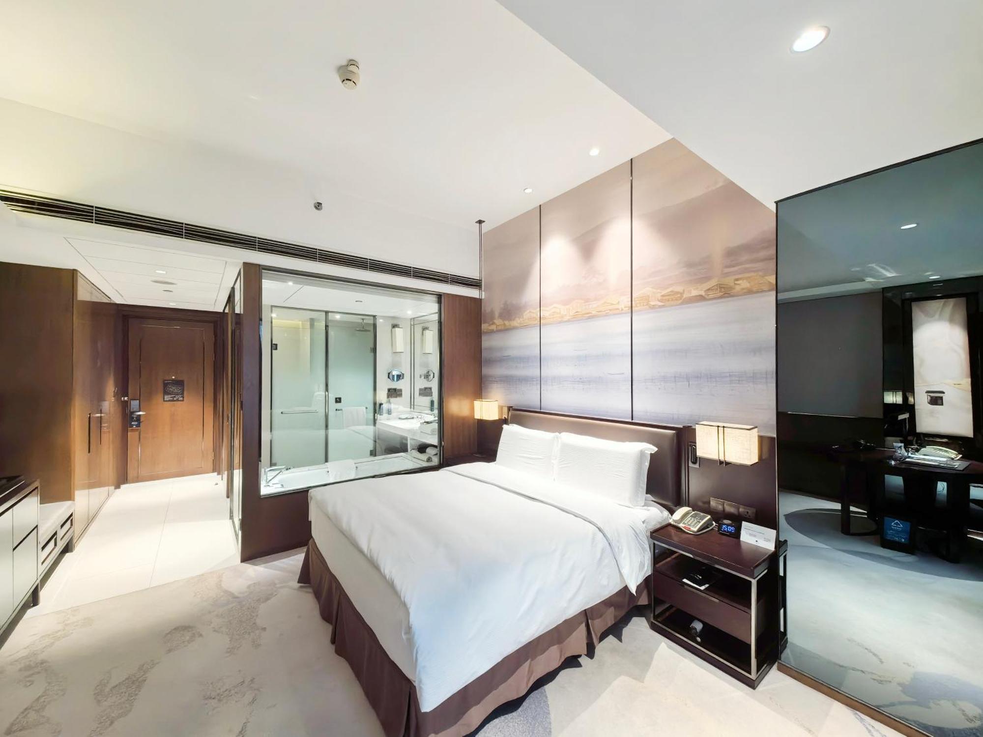 Doubletree By Hilton Ningbo Beilun Hotell Exteriör bild