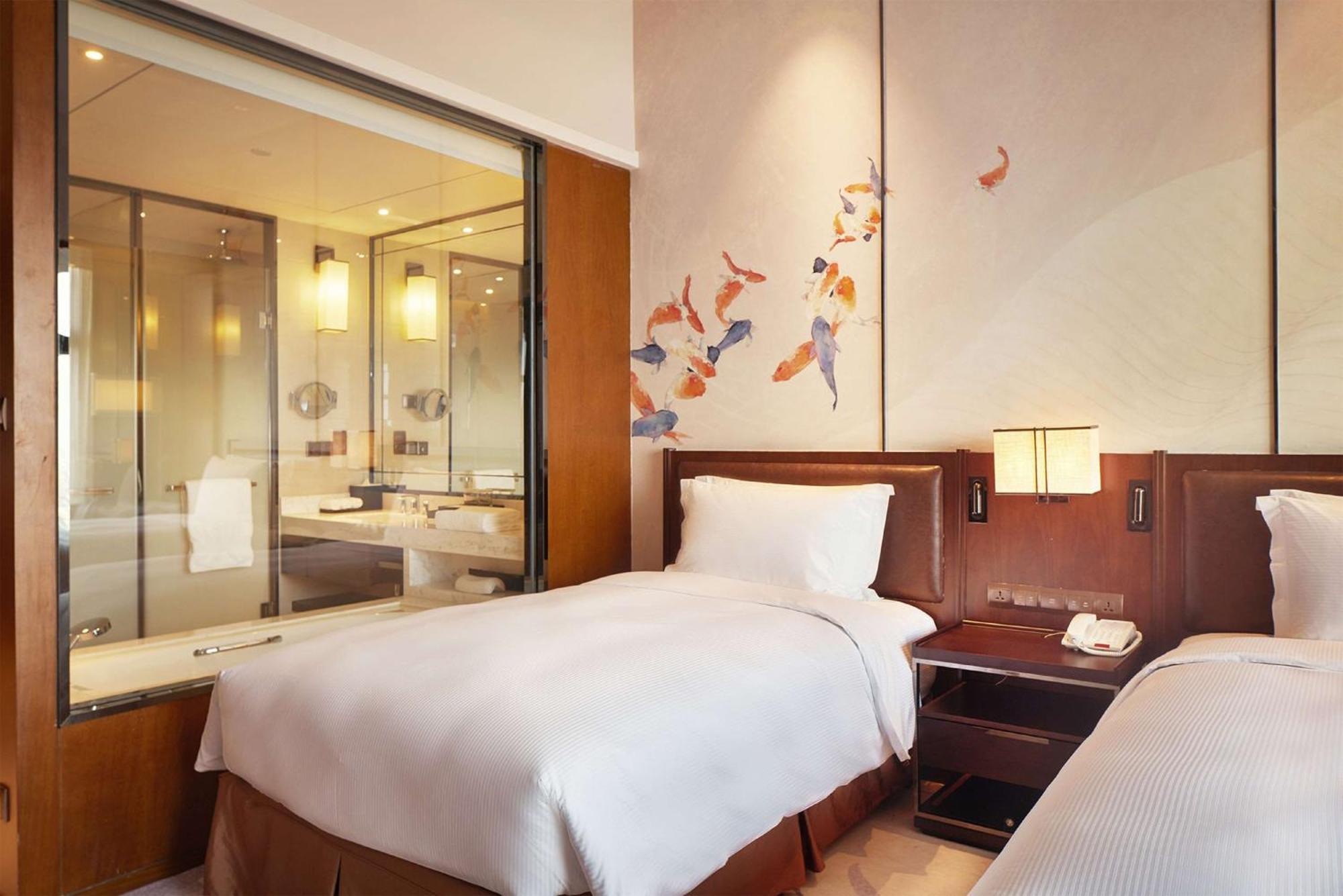 Doubletree By Hilton Ningbo Beilun Hotell Exteriör bild