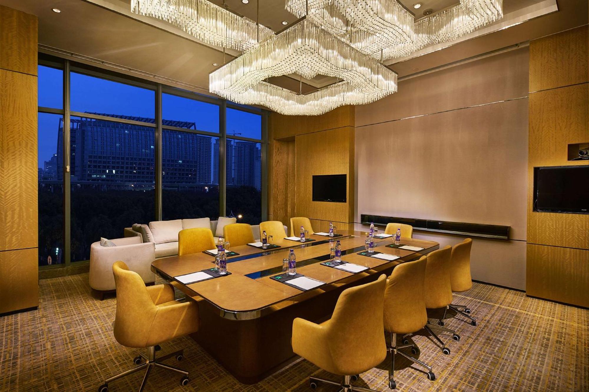 Doubletree By Hilton Ningbo Beilun Hotell Exteriör bild