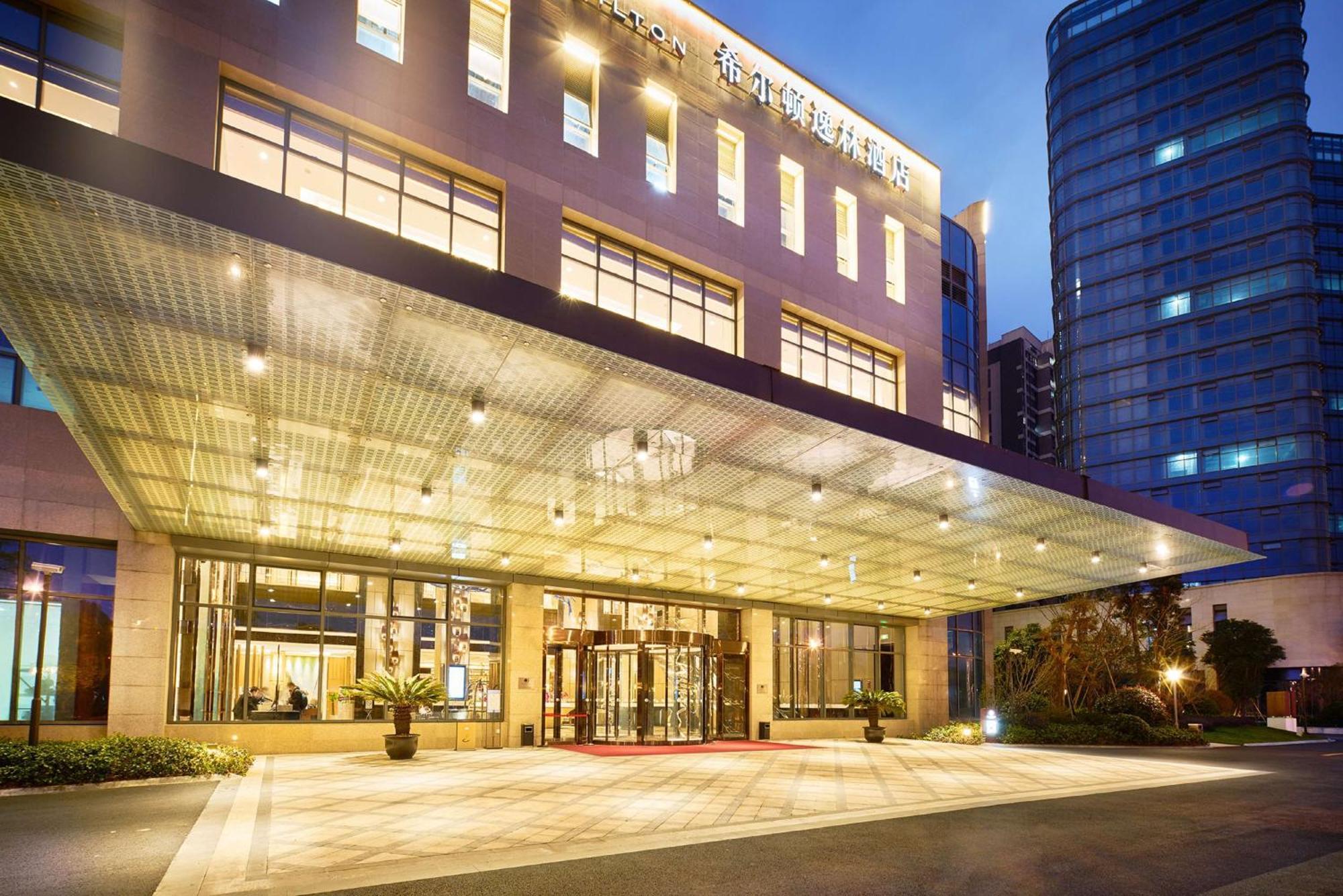 Doubletree By Hilton Ningbo Beilun Hotell Exteriör bild